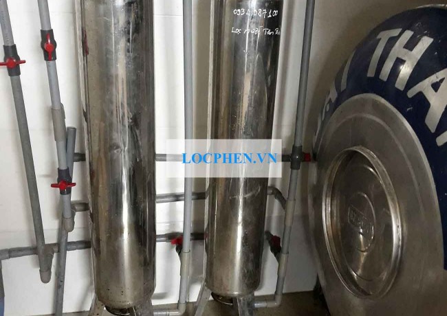 Thay vật liệu lọc nước máy ở Khu Đô Thị Him Lam