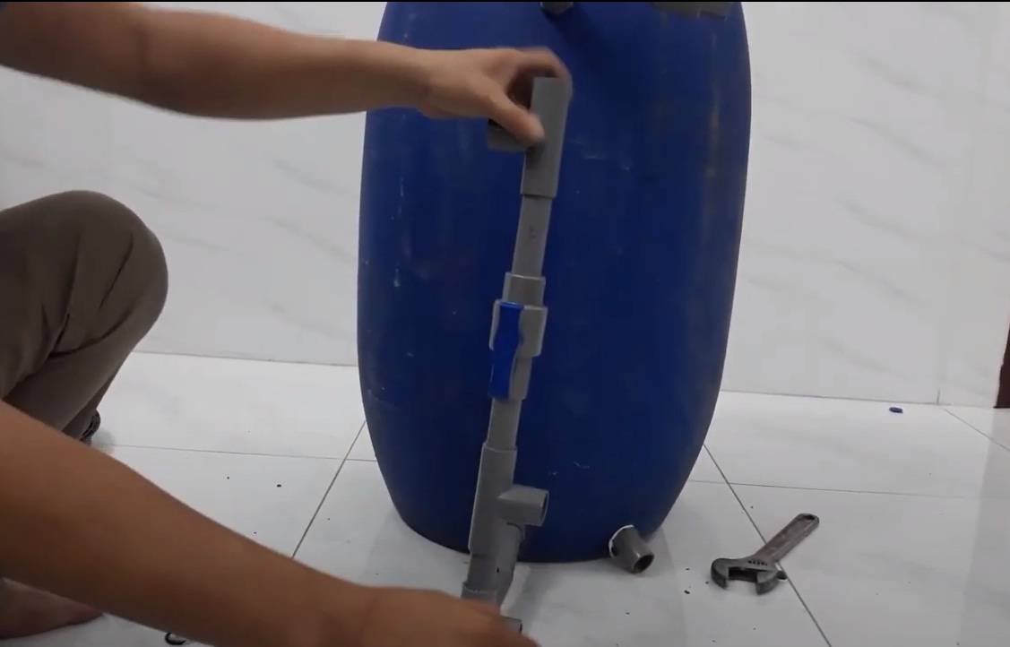 Cách lọc nước phèn thủ công bằng thùng phi nhựa